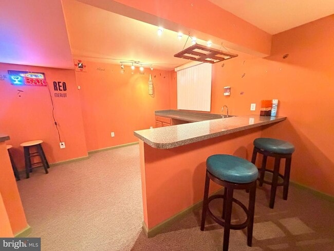 Building Photo - 15 Moonlight Ct