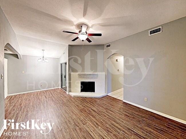 Building Photo - 503 Benedict Ln