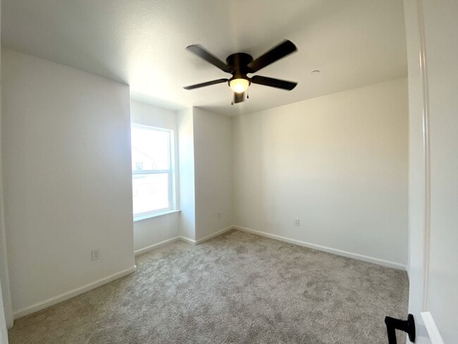 Building Photo - 1329 Hermosa Dr