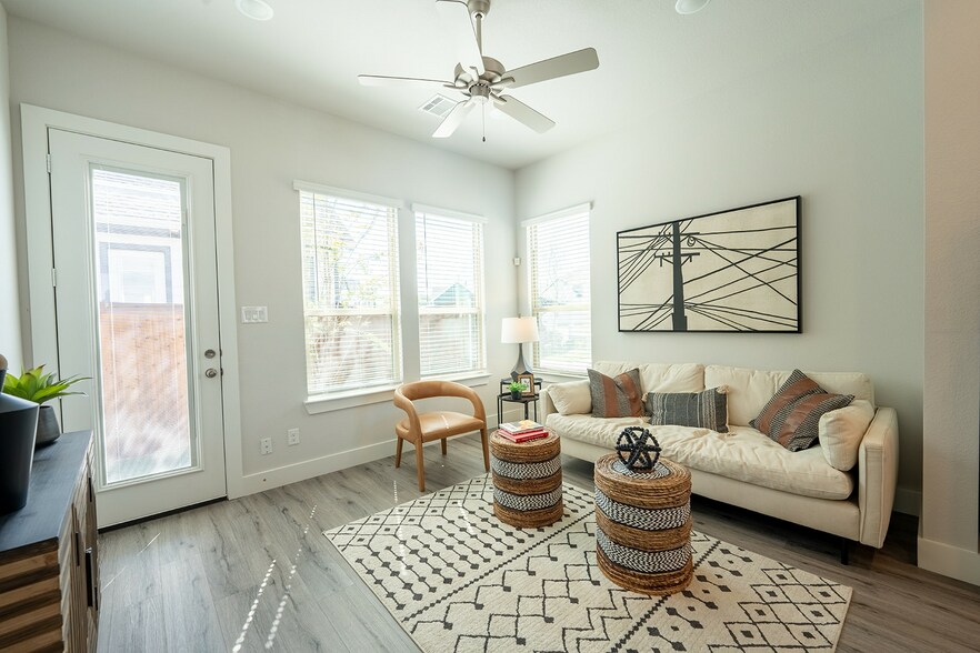 Mission Town Square 760 W Bedford Euless Rd Hurst TX 76053