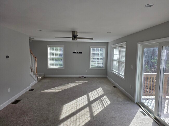 Building Photo - 5 Alumni Dr