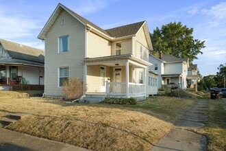 Building Photo - 4 BED/1 BATH IN NEWARK