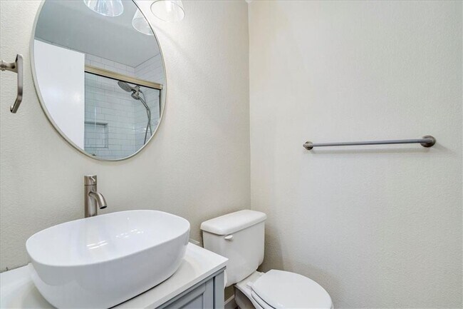 Building Photo - 11322 Bristle Oak Trail