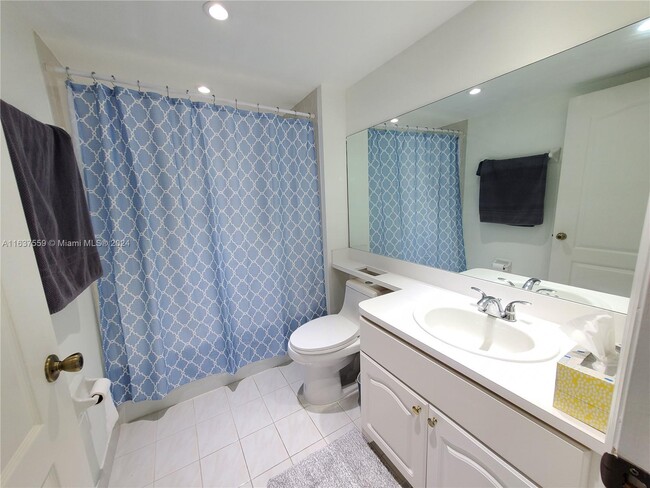 Bathroom 1 - 2642 Collins Ave