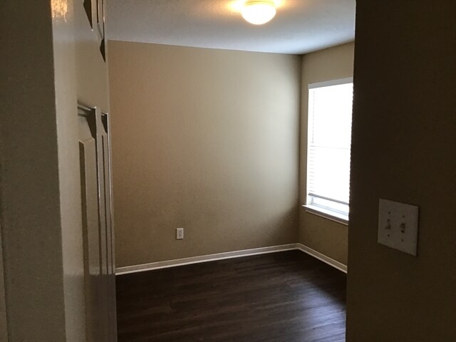 Building Photo - 10227 Rolleston Ln