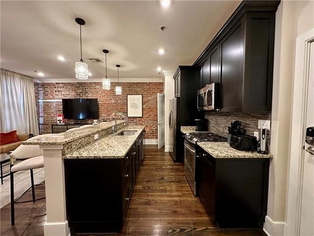 Building Photo - 508 Toulouse St