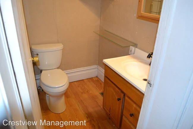 Building Photo - 574 N 400 W