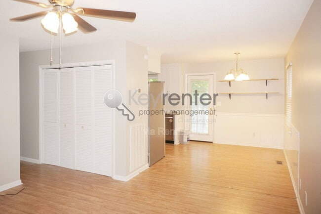 Building Photo - 1024 Garnett Ave