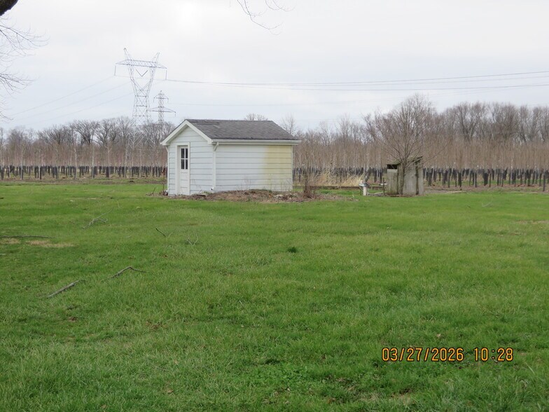 Building Photo - 1348 W 550 S