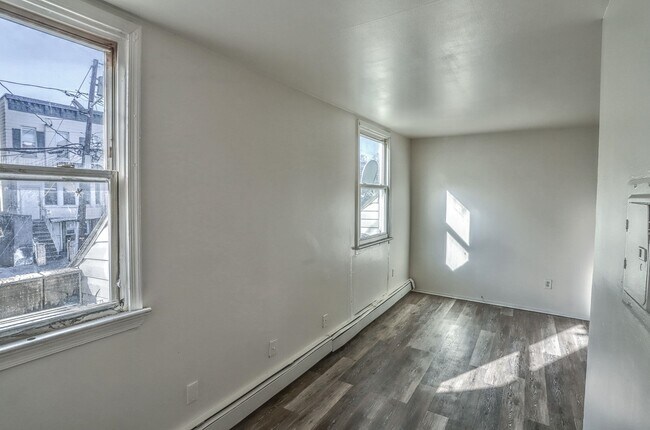 Building Photo - 78 Orient Ave