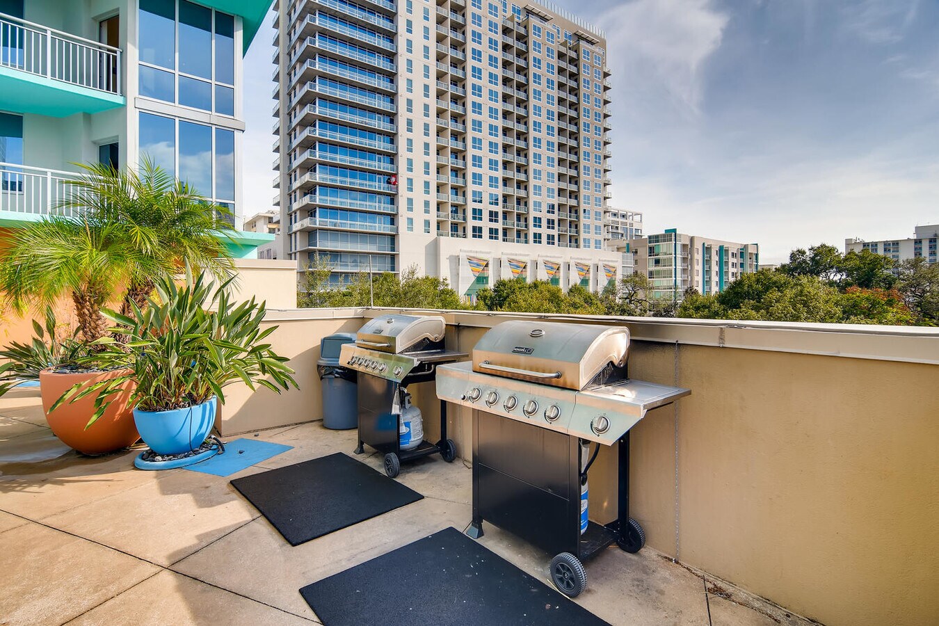 Grills on pool deck - 322 E Central