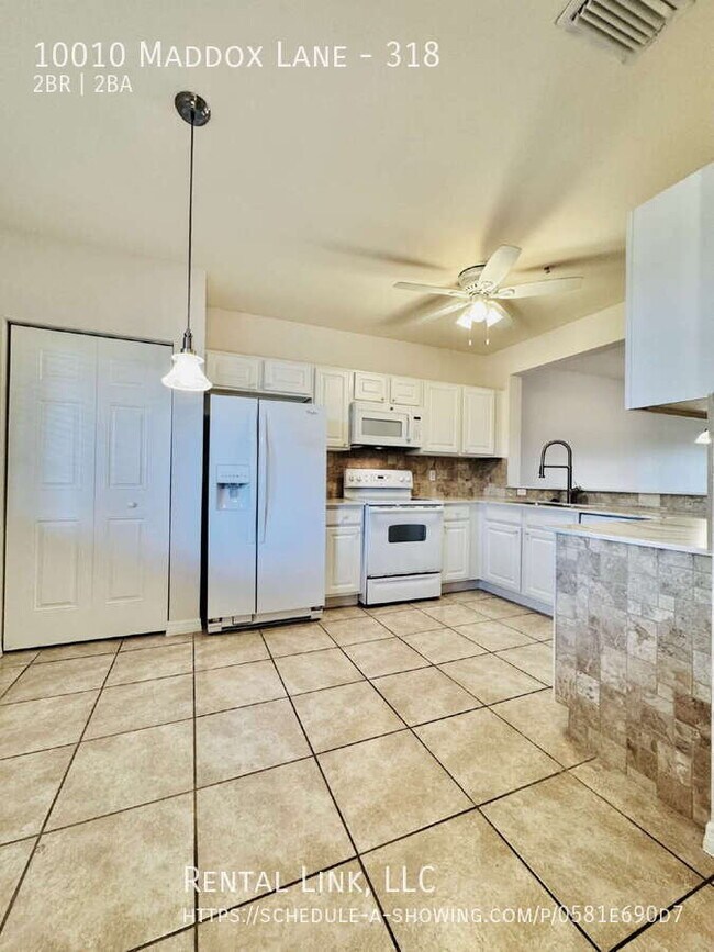 Building Photo - 10010 Maddox Ln