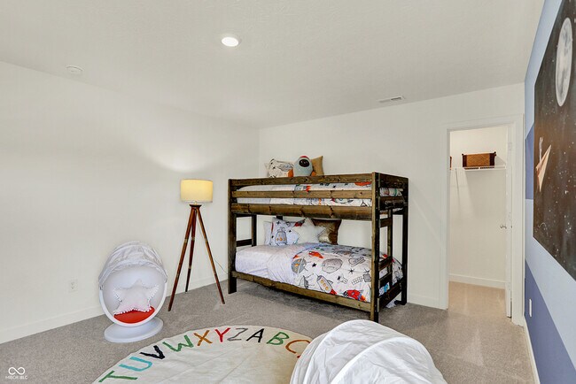 Building Photo - 16826 Sherwin Ct