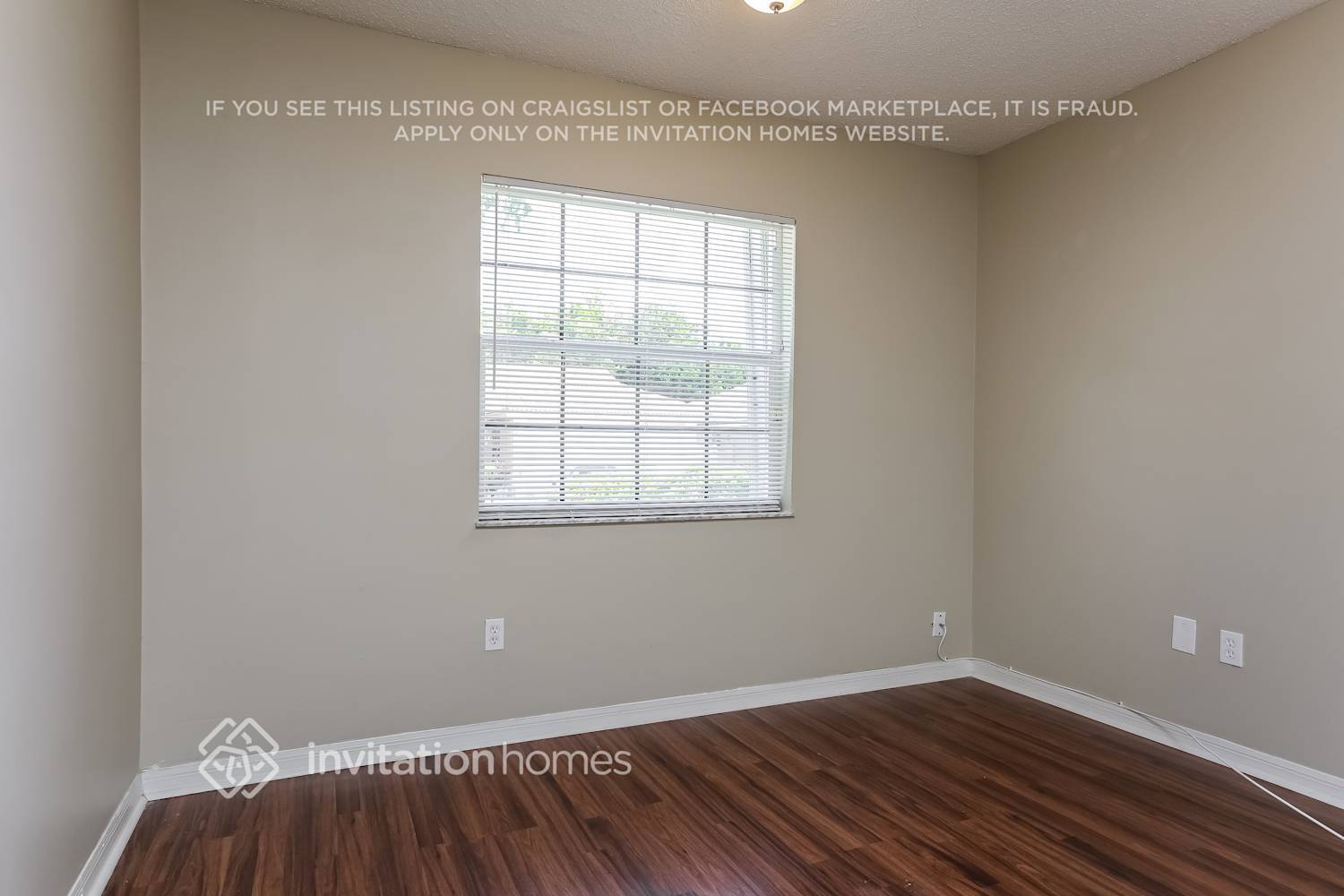 Building Photo - 576 NW 48th Ave