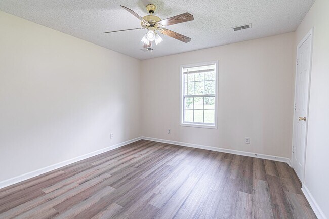 Building Photo - 316 Audrea Ln