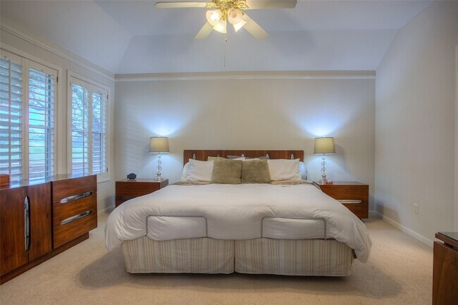 Building Photo - 134 Waters Edge