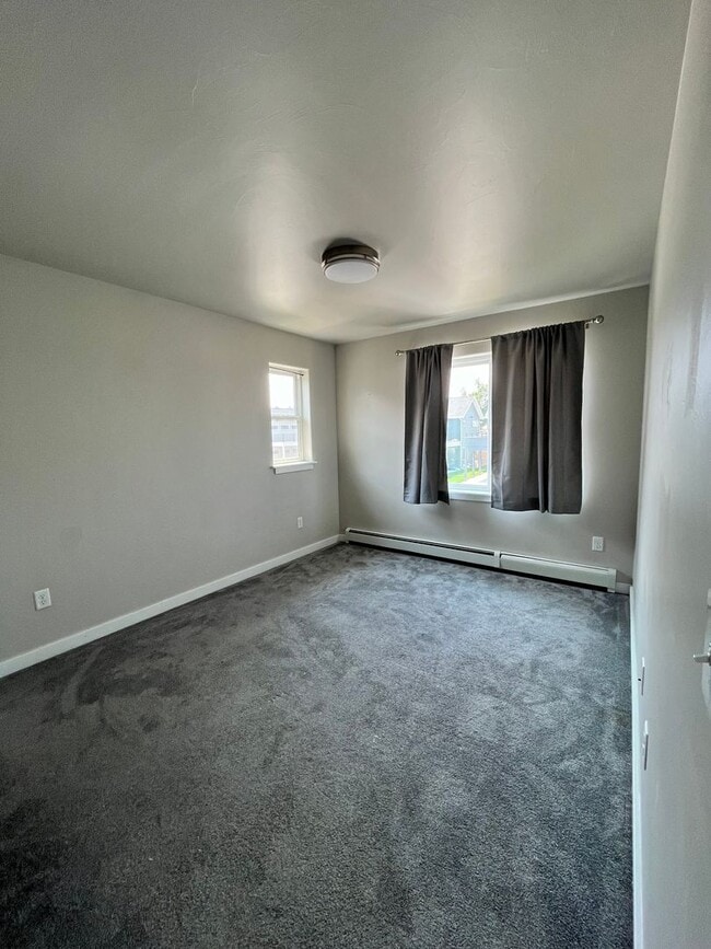 Building Photo - Beautiful 4 Bedroom Bozeman Home