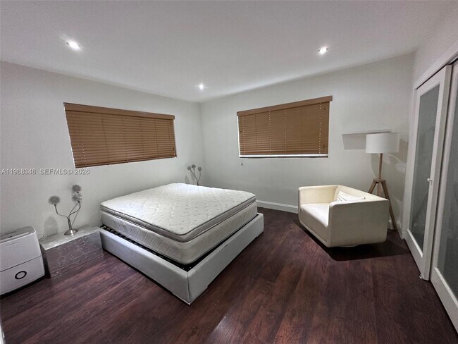 Building Photo - 1341 15th St