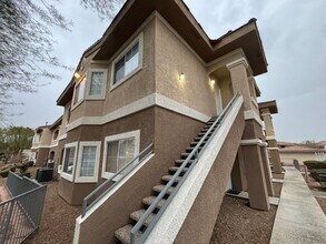 Building Photo - Beautiful 2BED/2BATH/1Car Condo located in the Aspen peak Community