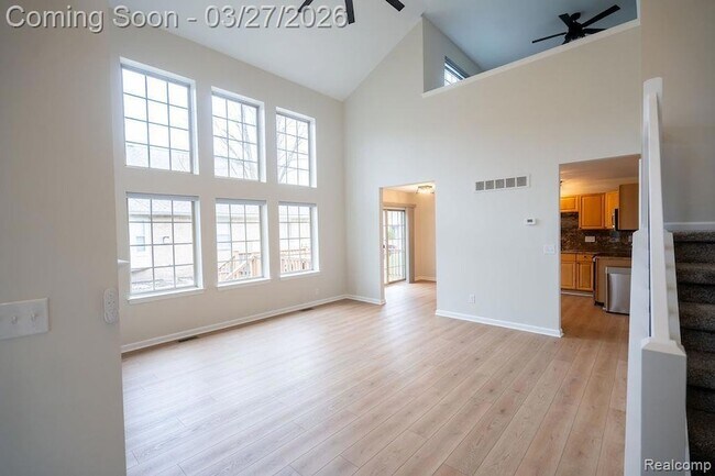 Building Photo - 23869 McCort Dr