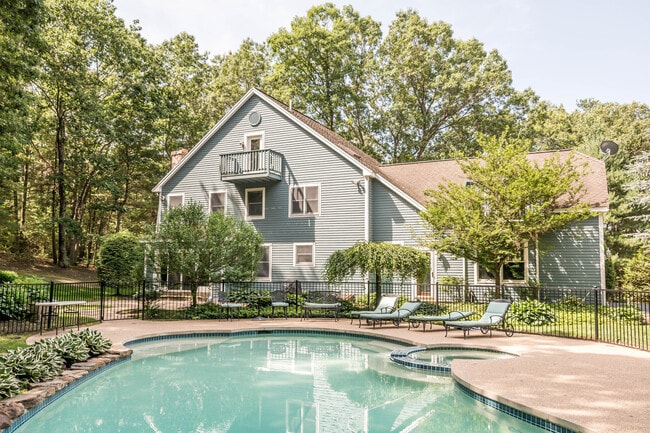 Building Photo - 8 Patriot Way