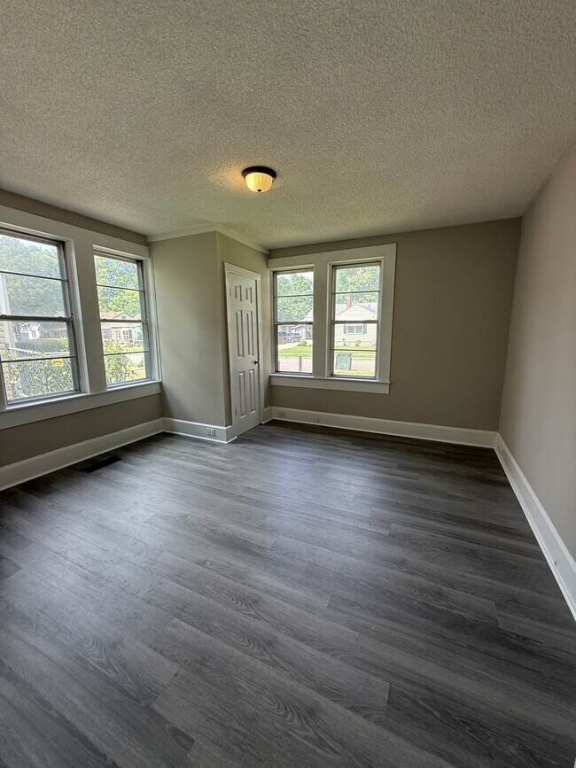 Building Photo - 5509 Court P