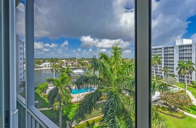 Building Photo - 3300 S Ocean Blvd
