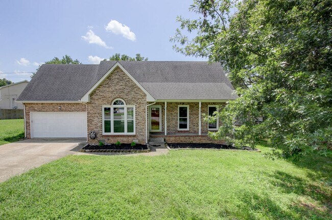 Building Photo - 180 Kings Deer Dr