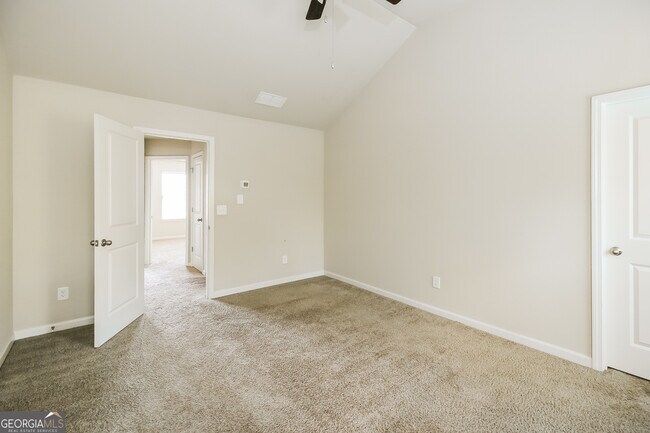 Building Photo - 177 Parkview Pl Dr