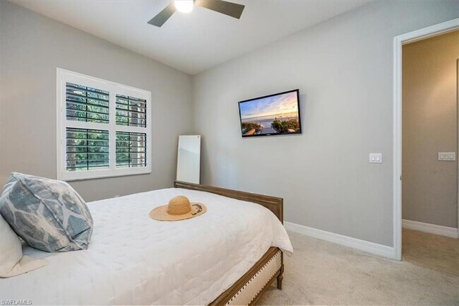 Building Photo - 13429 Coronado Dr