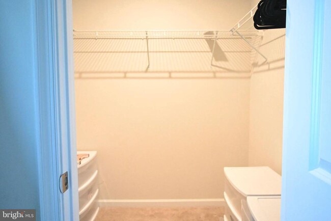 Building Photo - 110 Mariners Wy