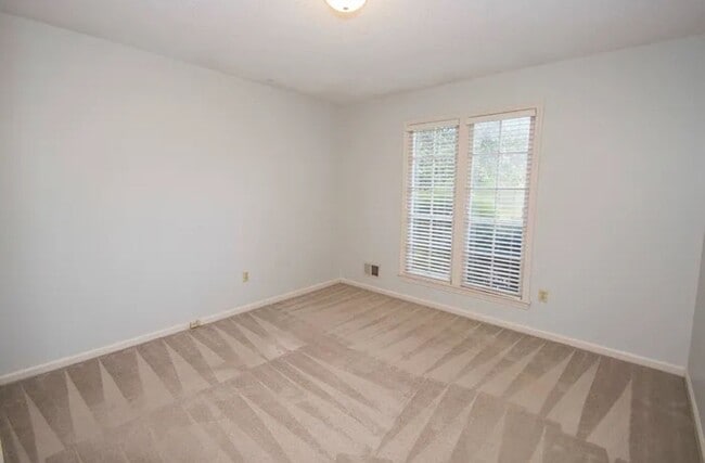 Building Photo - Irmo