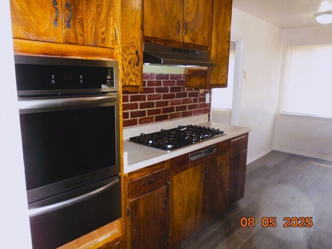 Building Photo - One story in the Monte Vista Neighborhood ...