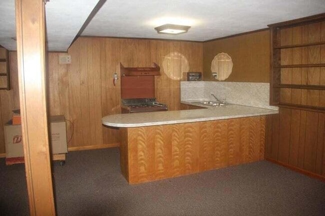 Building Photo - 3009 Oakland Dr NW