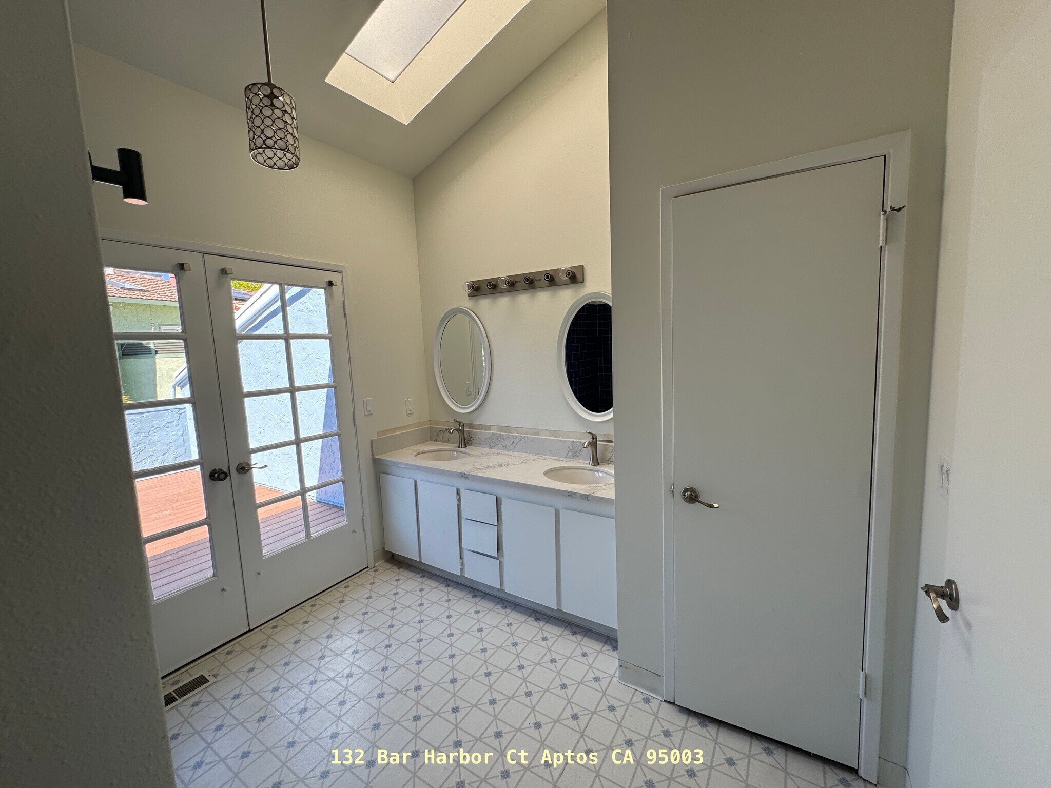 Master Bath 3 - 132 Bar Harbor Ct