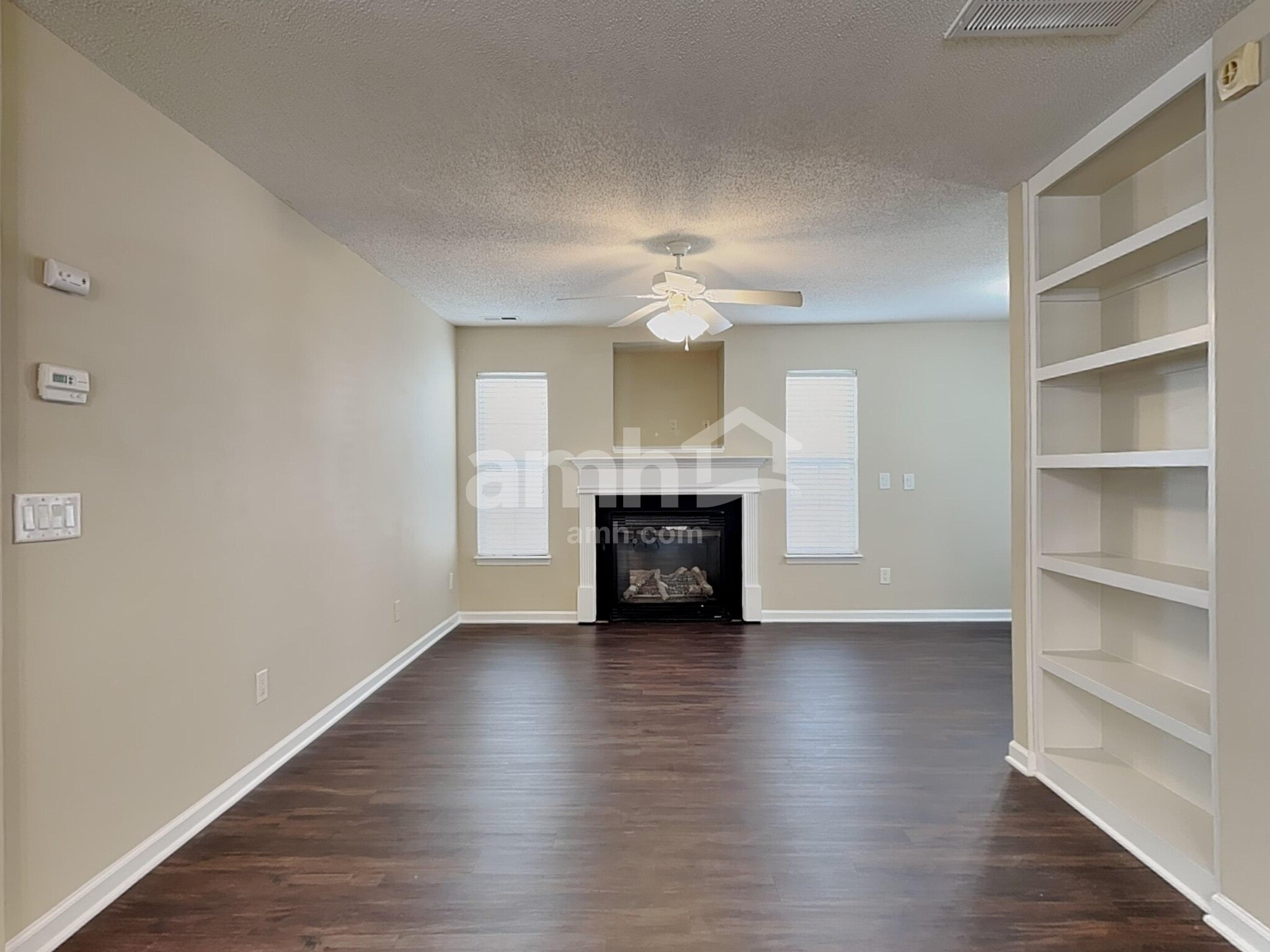 Building Photo - 3646 Sunset Hollow Dr