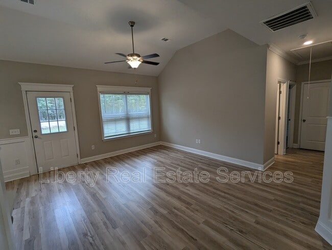 Building Photo - 172 Taylors Crk Dr