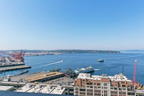 Building Photo - Madison Tower & Hotel 1000 - 1 bedroom + den