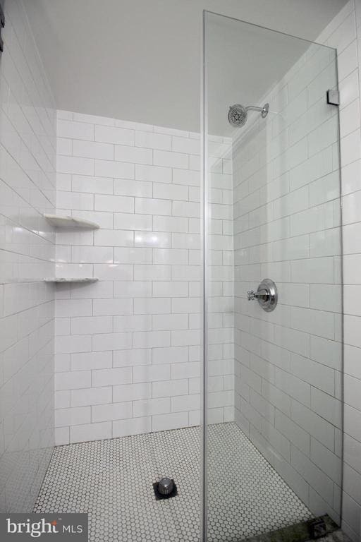 Building Photo - 2417 Otis St NE