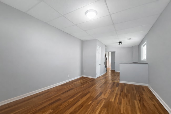 Building Photo - Charming 2BR Home with Rear Deck & Washer/Dryer in Dundalk