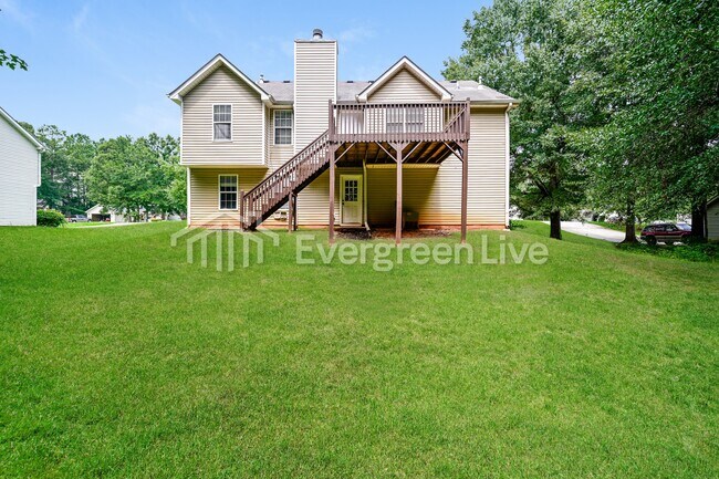 Building Photo - 100 Cody Dr