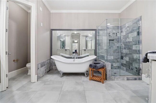 Building Photo - 4738 Ivy Ridge Dr SE