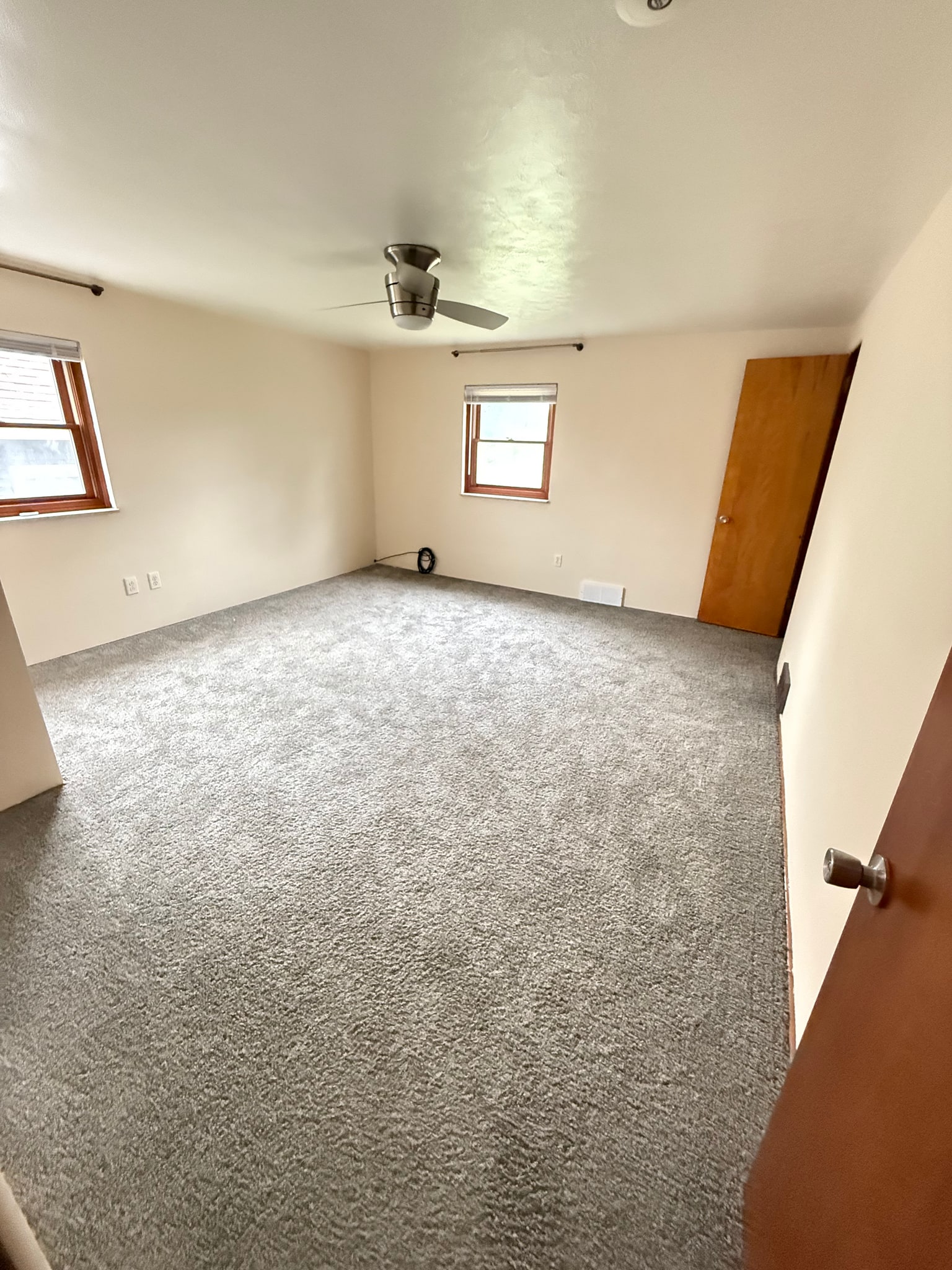 Master Bedroom - 932 Lebanon Ave