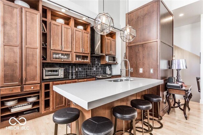 Building Photo - 1529 Alabama St