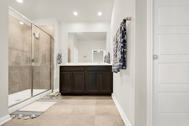 Building Photo - 339 Quinton Bnd