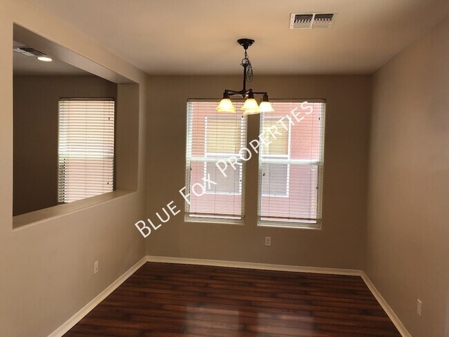 Building Photo - 4810 E Orchard Grass Dr