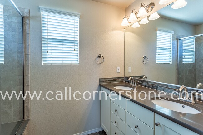 Building Photo - 6698 Lucky Star Ln
