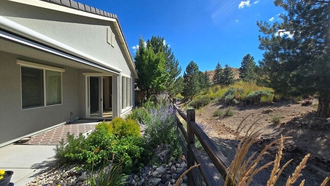 Building Photo - Single Story Del Webb Home!