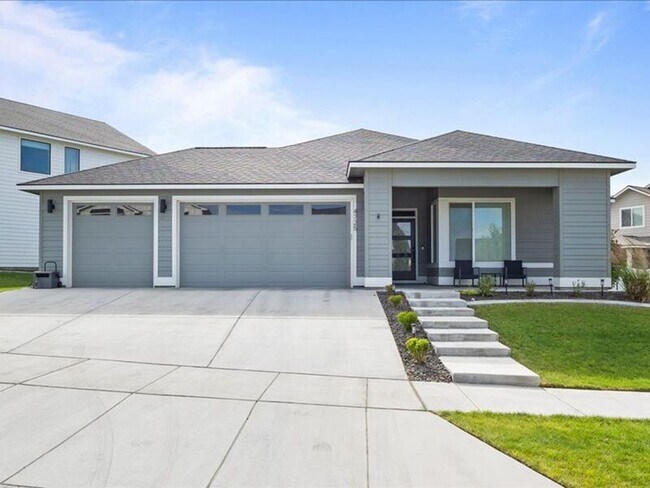 Building Photo - 4725 Roark Dr