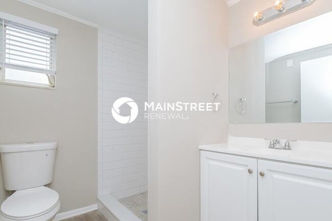 Building Photo - 3 Bedroom Pet-Friendly Home in New Port Ri...